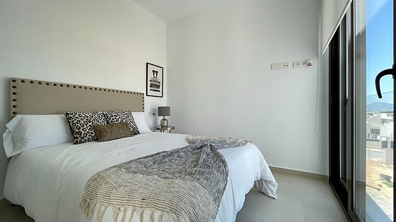 En megler med gode referanser - SPANIA1.no