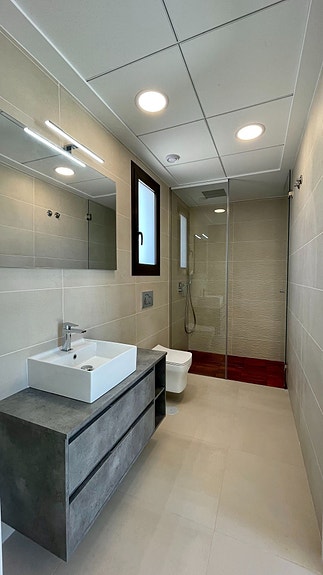 En megler med gode referanser - SPANIA1.no