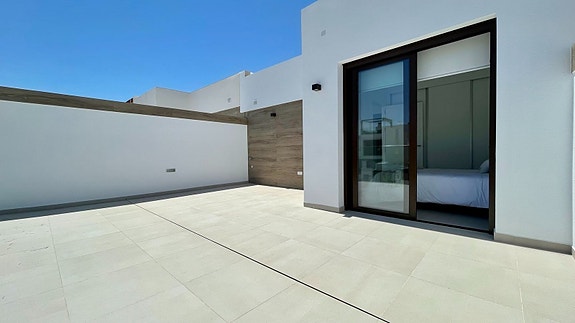 En megler med gode referanser - SPANIA1.no