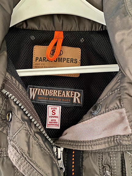 Product image 2 of 9