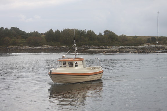 Fritids sjark -motor gått 377 timer 7 of 30