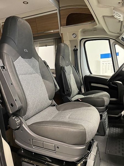 Adria Matrix 670 SC 4 of 13