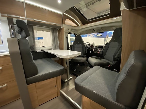 Adria Matrix 670 SC 5 of 13