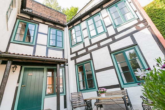 Bakgård