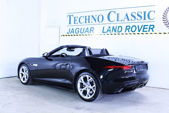 Jaguar F-TYPE 26 of 30