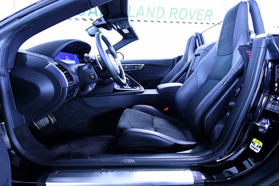 Jaguar F-TYPE 29 of 30