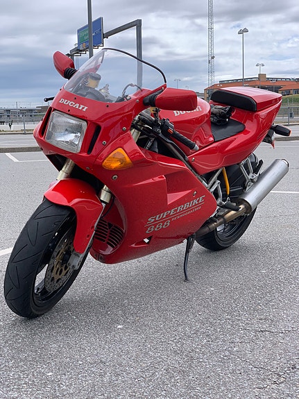 Ducati 888 Strada 3 of 8