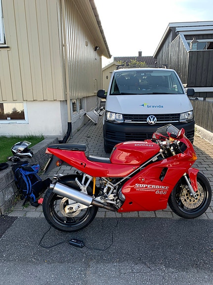 Ducati 888 Strada 5 of 8