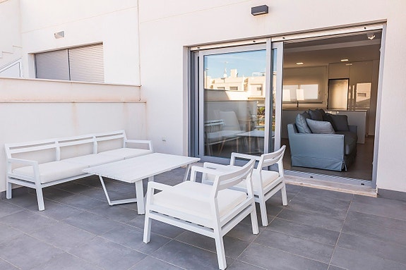 En megler med gode referanser - SPANIA1.no