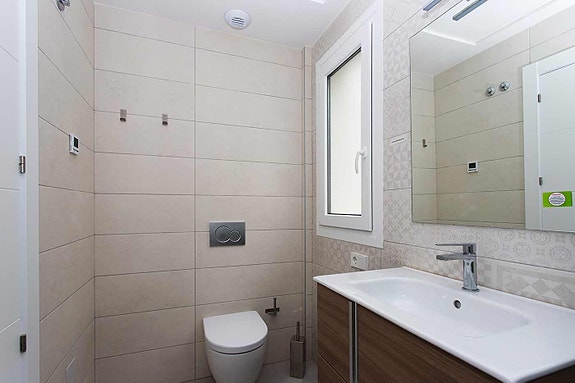 En megler med gode referanser - SPANIA1.no