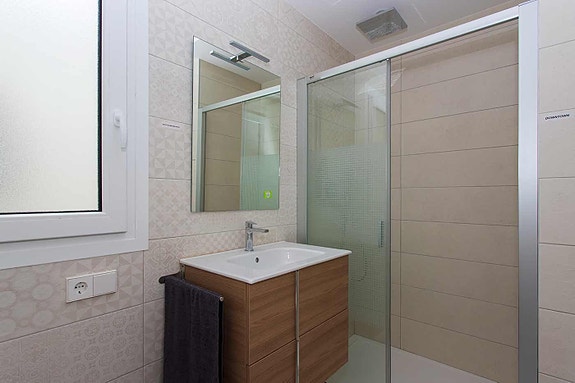 En megler med gode referanser - SPANIA1.no