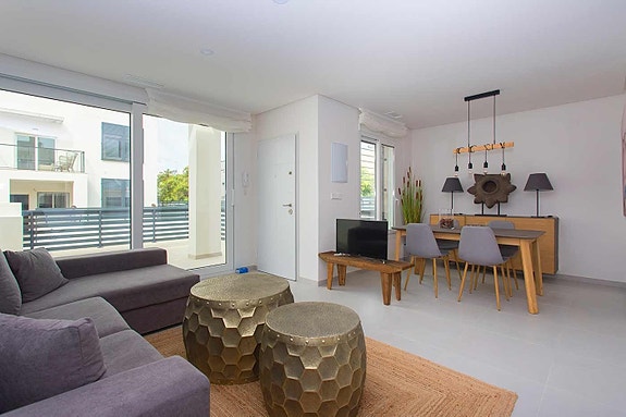 En megler med gode referanser - SPANIA1.no