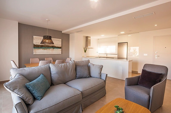 En megler med gode referanser - SPANIA1.no