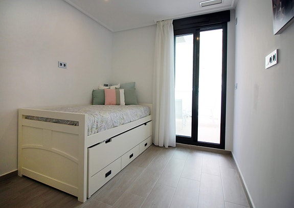 En megler med gode referanser - SPANIA1.no