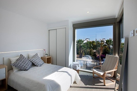 En megler med gode referanser - SPANIA1.no