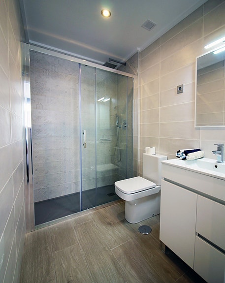 En megler med gode referanser - SPANIA1.no