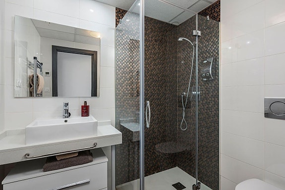 En megler med gode referanser - SPANIA1.no