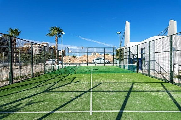 En megler med gode referanser - SPANIA1.no