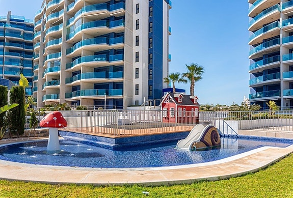 En megler med gode referanser - SPANIA1.no