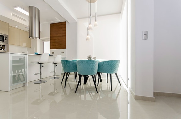 En megler med gode referanser -  SPANIA1.no