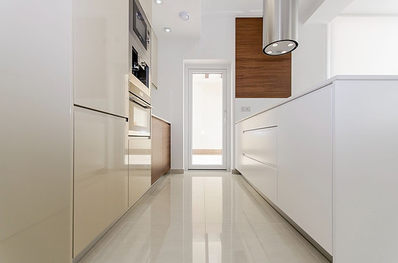 En megler med gode referanser -  SPANIA1.no