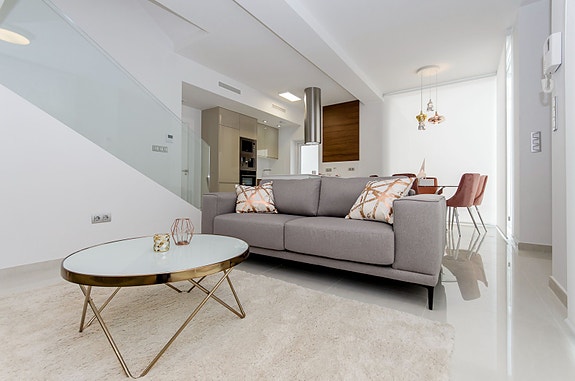 En megler med gode referanser -  SPANIA1.no