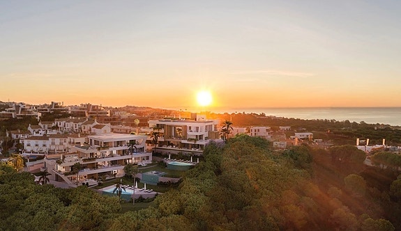 En megler med gode referanser - SPANIA1.no