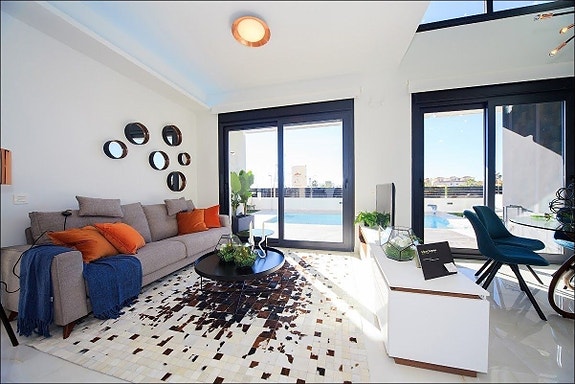 En megler med gode referanser -  SPANIA1.no