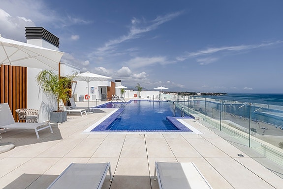 En megler med gode referanser - SPANIA1.no