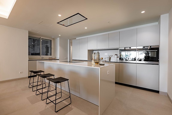 En megler med gode referanser - SPANIA1.no