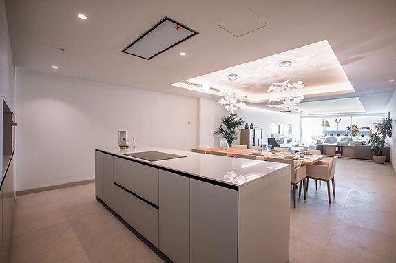 En megler med gode referanser - SPANIA1.no