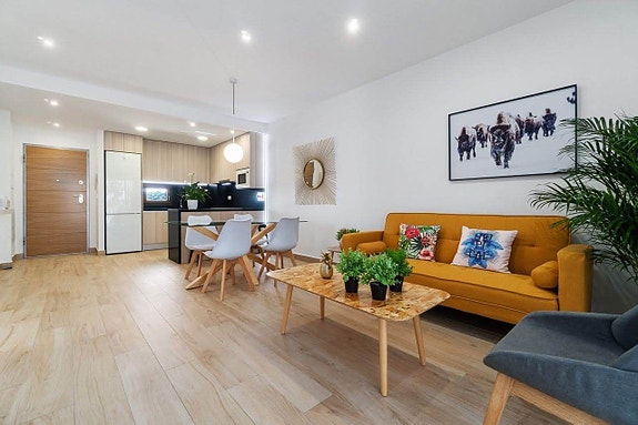 En megler med gode referanser - SPANIA1.no