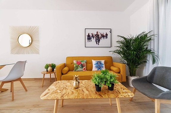 En megler med gode referanser - SPANIA1.no