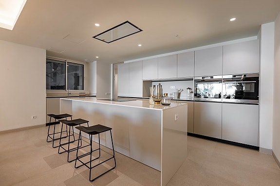 En megler med gode referanser - SPANIA1.no