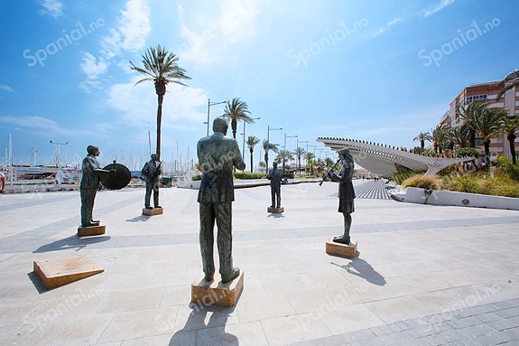 En megler med gode referanser - SPANIA1.no