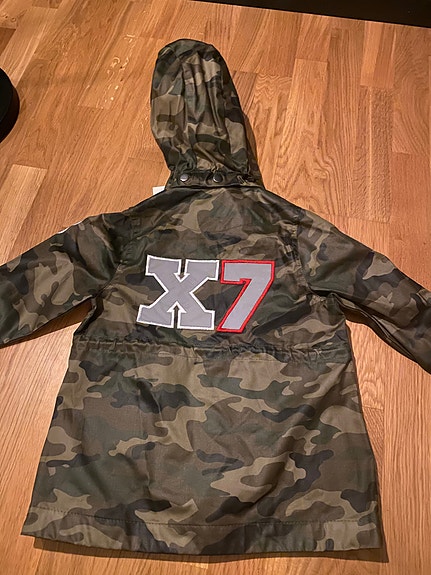 Product image 9 of 9