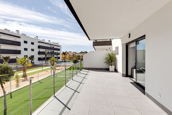 En megler med gode referanser - SPANIA1.no