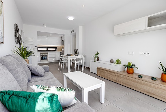 En megler med gode referanser - SPANIA1.no