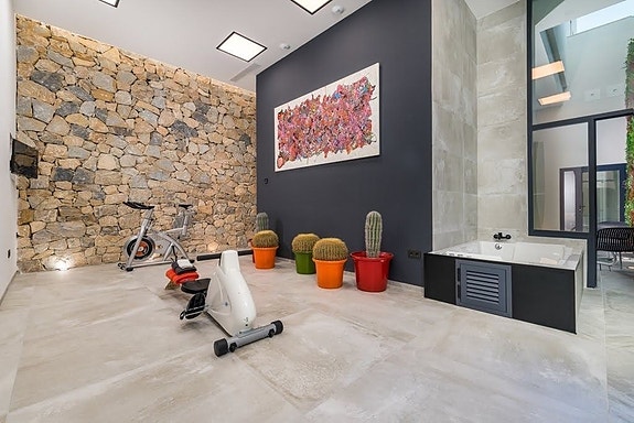 En megler med gode referanser -  SPANIA1.no