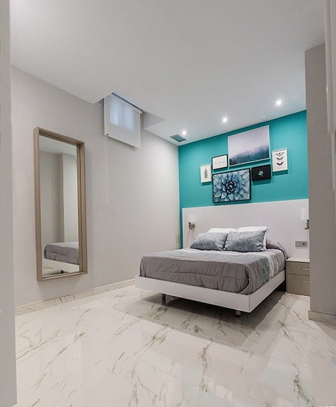 En megler med gode referanser - SPANIA1.no