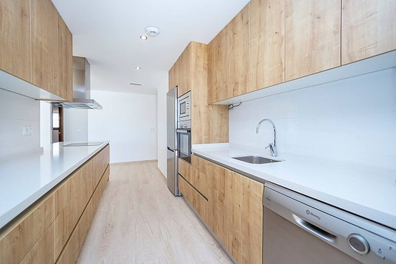 En megler med gode referanser - SPANIA1.no