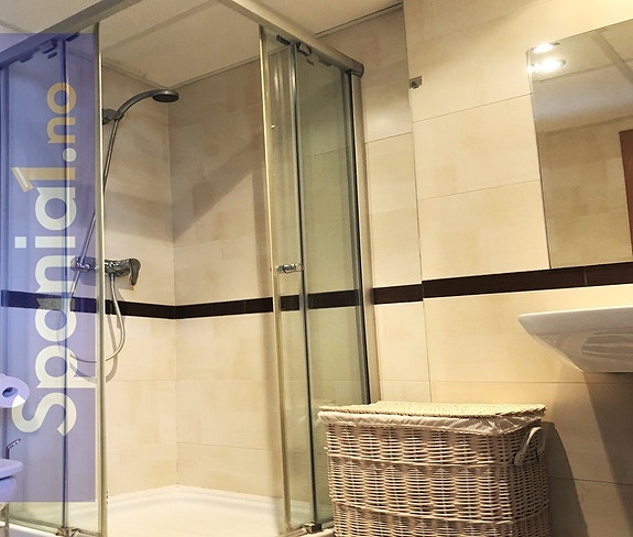 En megler med gode referanser -  SPANIA1.no