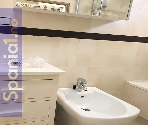 En megler med gode referanser -  SPANIA1.no