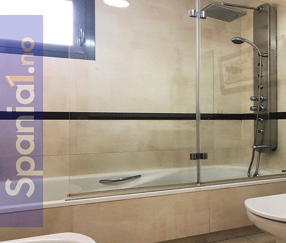 En megler med gode referanser -  SPANIA1.no