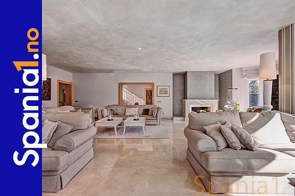 En megler med gode referanser - SPANIA1.no