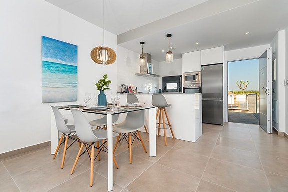 En megler med gode referanser -  SPANIA1.no