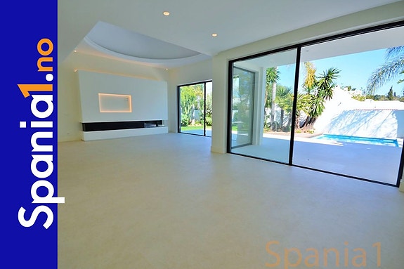En megler med gode referanser - SPANIA1.no