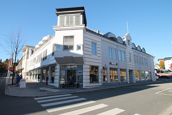 Storgata 23- med godt synlig inngang på hjørnet.