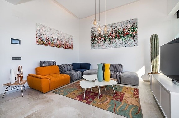 En megler med gode referanser -  SPANIA1.no