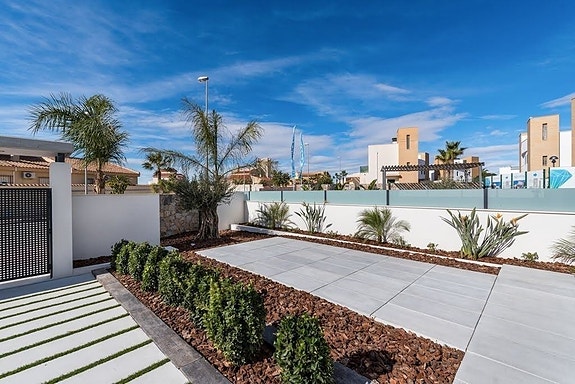 En megler med gode referanser -  SPANIA1.no